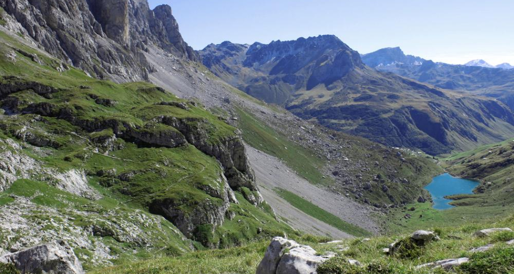 Blick zurück zum Partnunsee Blick zurück zum Partnunsee