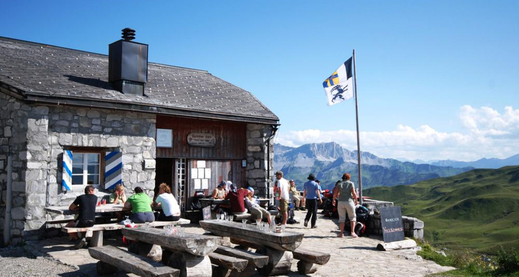 Rast in der Carschinahütte, Partnun, St. Antönien Rast in der Carschinahütte, Partnun, St. Antönien