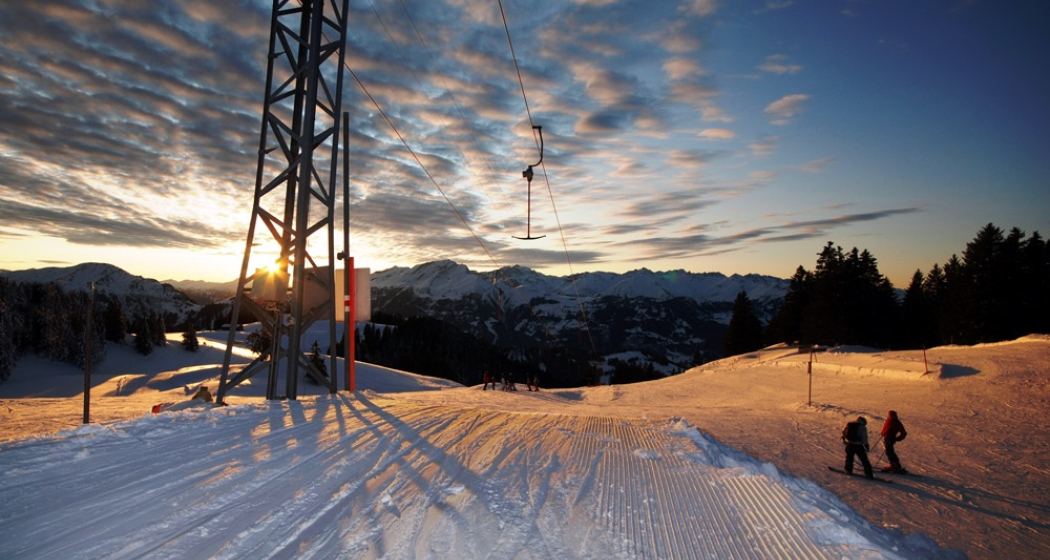 Sonnenuntergang beim Skilift Grüsch Danusa Sonnenuntergang beim Skilift Grüsch Danusa