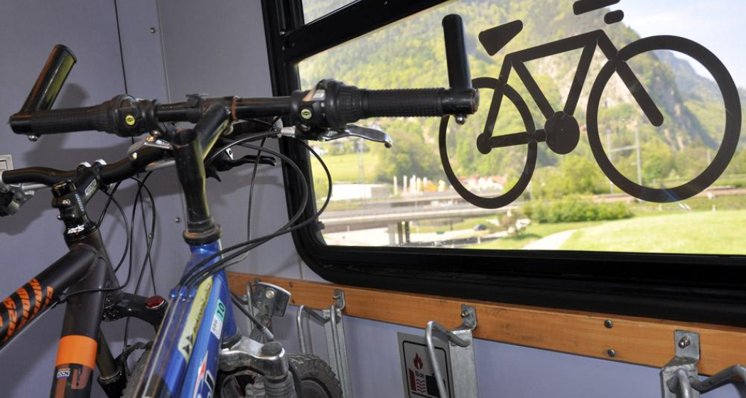 Mit der Rhätischen Bahn von Landquart nach Klosters Mit der Rhätischen Bahn von Landquart nach Klosters