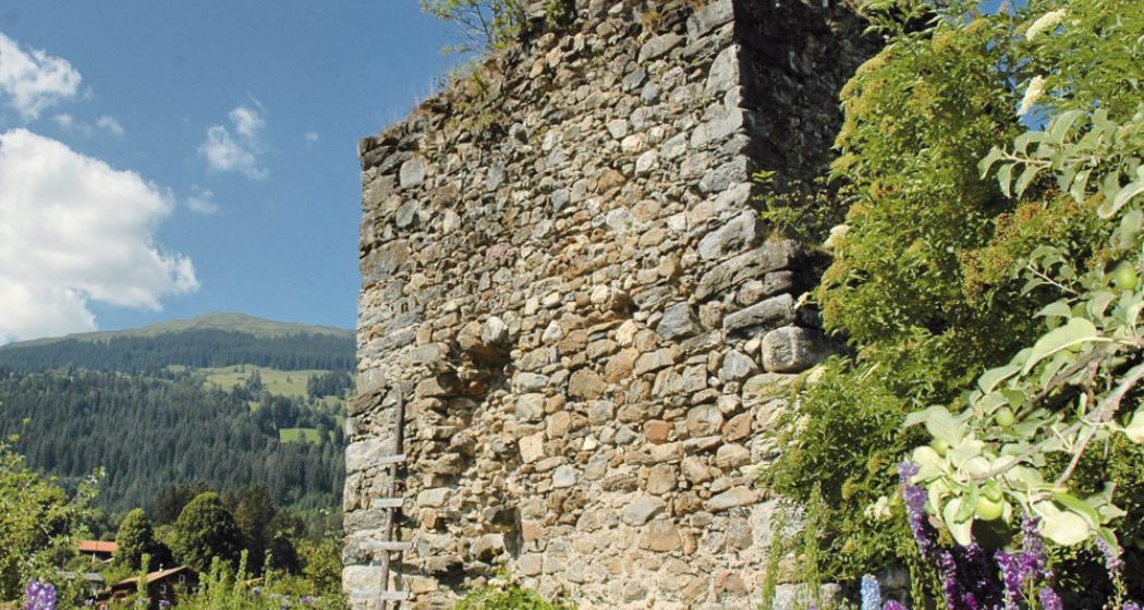 Burg Strahlegg Fideris Burg Strahlegg Fideris
