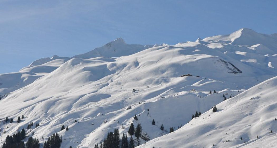 Blick von den Berghäusern Richtung Chüenihorn Blick von den Berghäusern Richtung Chüenihorn