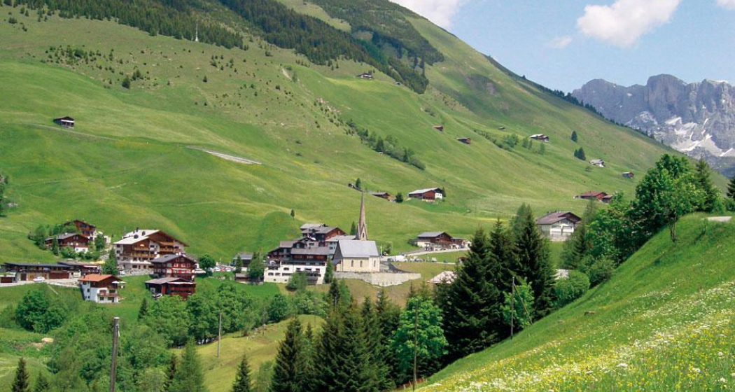 Das Walserdorf St. Antönien Das Walserdorf St. Antönien