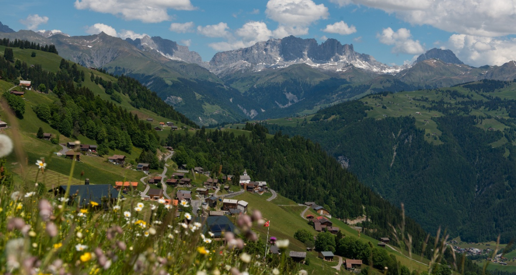 Das Dorf Furna im Sommer Das Dorf Furna im Sommer