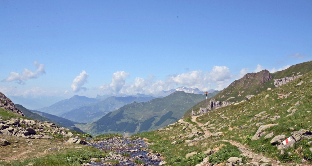 Ausblick vom Gafiersee hinunter ins Tal Ausblick vom Gafiersee hinunter ins Tal