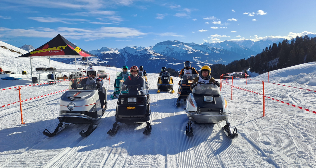 "Alpenknattern", das legendäre Oldtimer-Schneemobil-Rennen auf Grüsch Danusa (gdl_900937355_image)