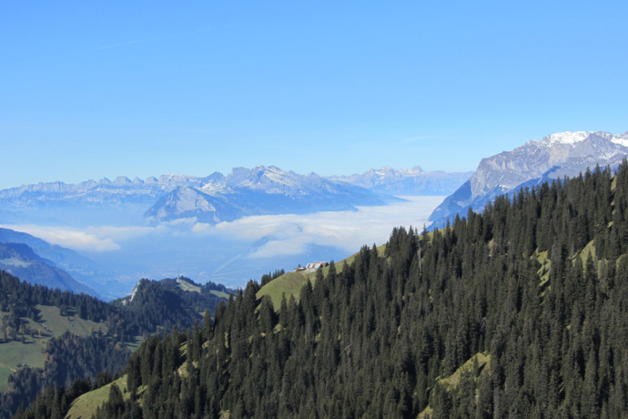 Furner Rundtour Blick ins Bündner Rheintal
