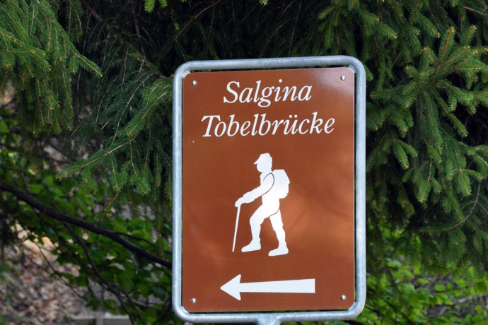 Beschilderung Rundwanderweg Salginatobelbrücke Beschilderung Rundwanderweg Salginatobelbrücke