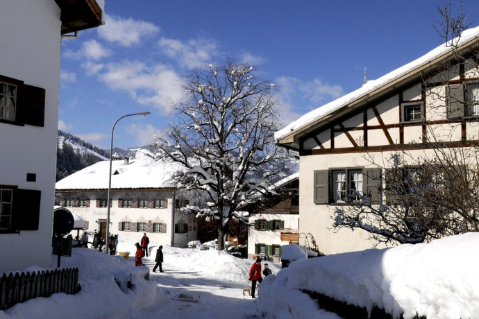 Der Dorfplatz von Fideris