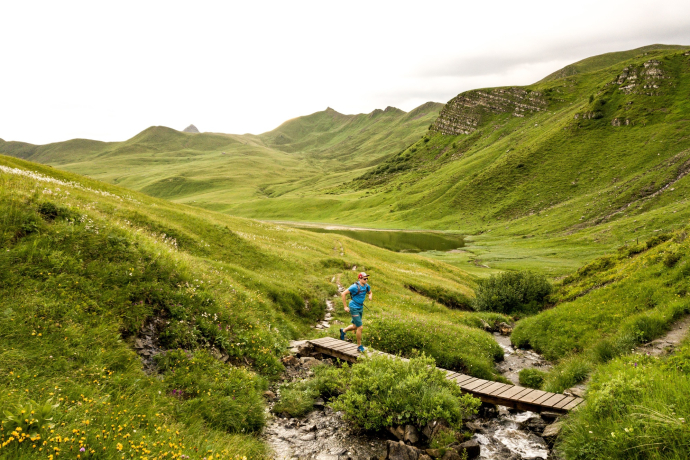 Glattwang Trail bei den Cluner Seen auf den Fideriser Heubergen Glattwang Trail bei den Cluner Seen auf den Fideriser Heubergen