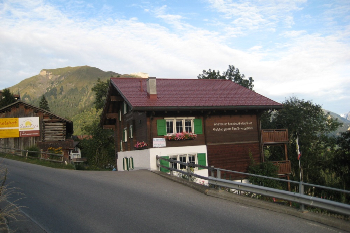 Miraval Aussenansicht Sommer