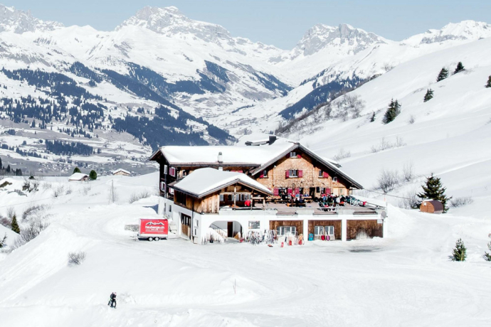 Berghaus Heuberge im Winter