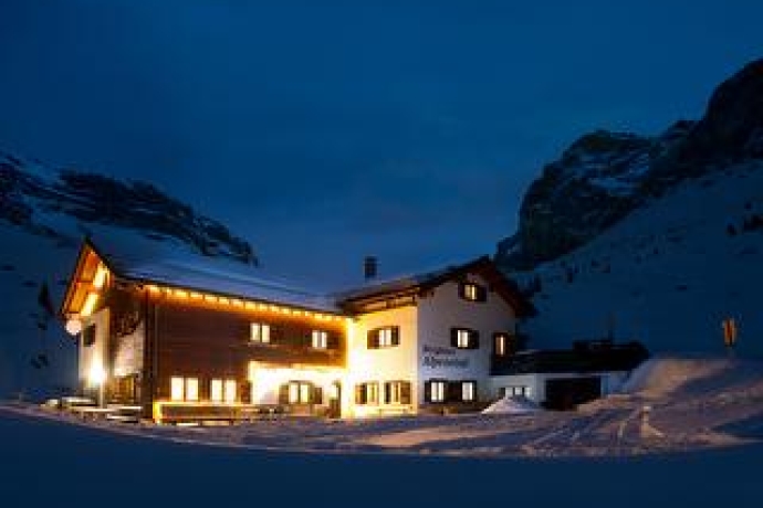 Berghaus Alpenrösli