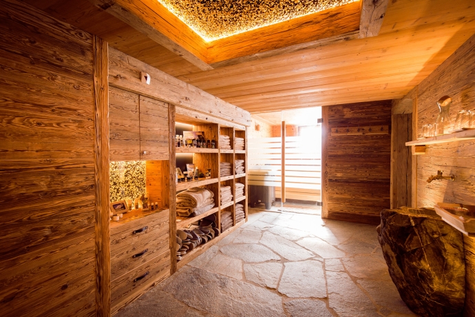 Wellnessgrotto im Hotel Madrisajoch