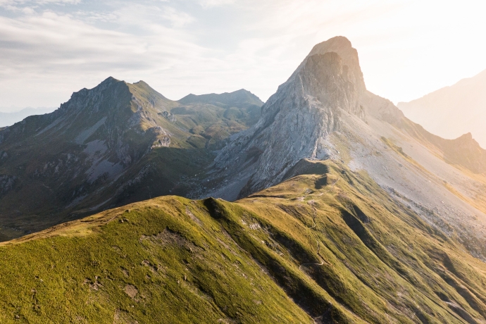 Das Caveljoch auf dem Prättigauer Höhenweg